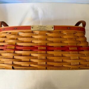 Longaberger Hand Woven Basket with Liner; Excellent condition